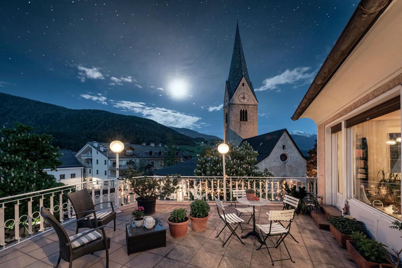 Weisse Lilie - Hotel Rio di Pusteria
